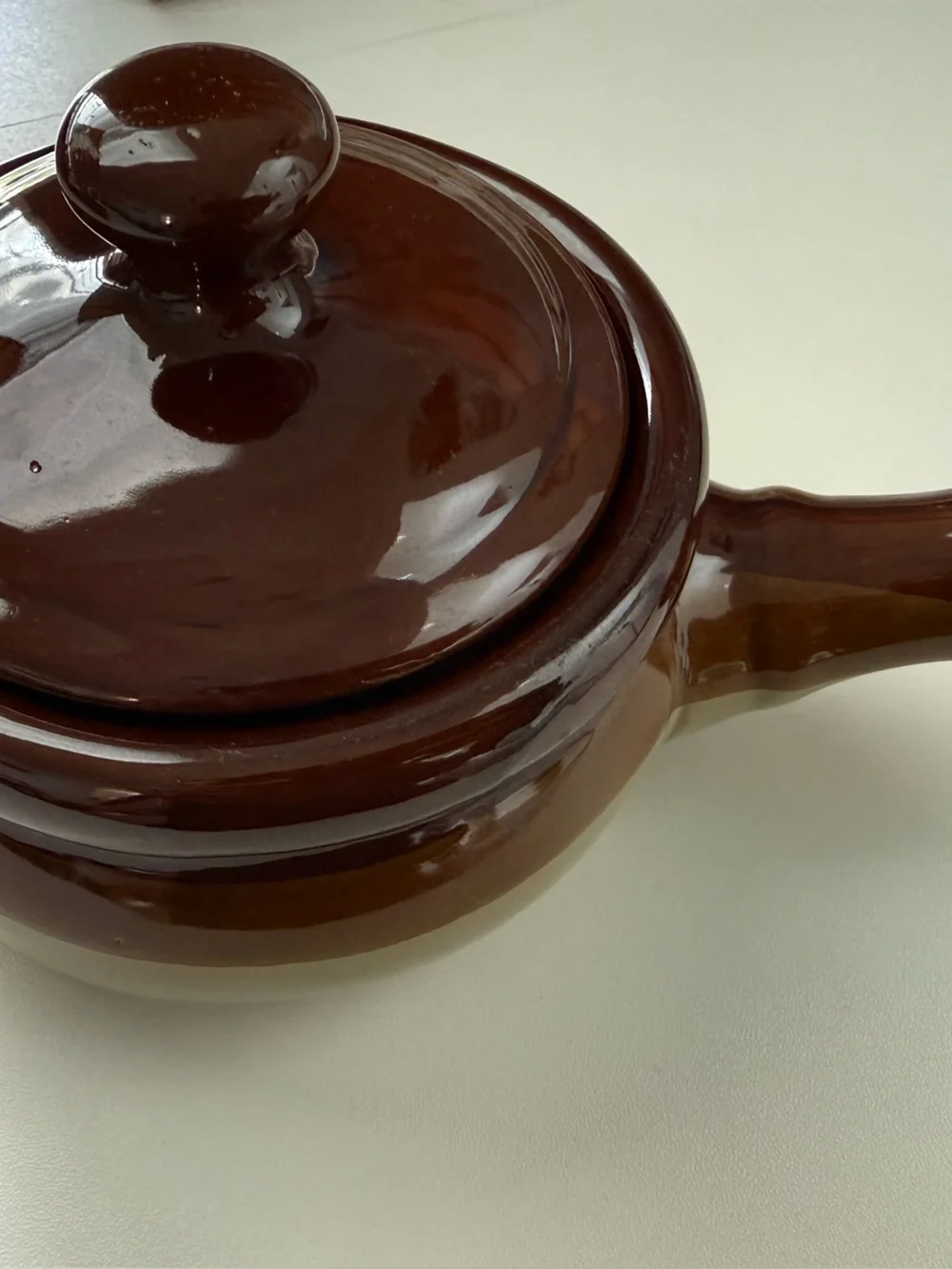 Vintage Brown Stoneware French Onion Soup bowl with Handle and Lid- Home Kitchen